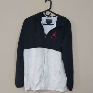Air Jordan Men's Windbreaker Jacket Black And White Jumpman Size S